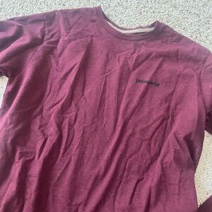 Maroon Patagonia long sleeve Small